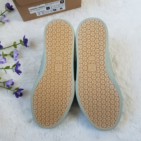 Veja Campo Leather Sneakers in Full Clay - Picture 4 of 8